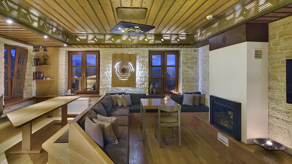 Dilofo Hotel Luxury Suites エクステリア 写真